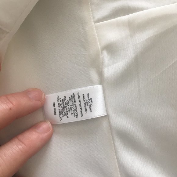 White Cutout Crop - Picture 2 of 3